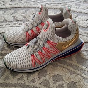 Nike Shox Gravity Turbo Mens Sneakers AQ8553 11